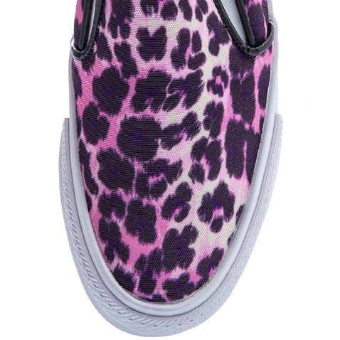 JUICY COUTURE-Γυναικεία slip-on παπούτσια Juicy Couture ροζ-μαύρα