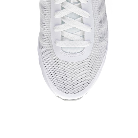 NIKE-Γυναικεία αθλητικά παπούτσια NIKE AIR MAX INVIGOR λευκά 