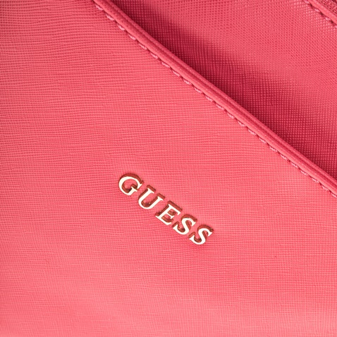 GUESS-Γυναικεία τσάντα GUESS SISSI Crossbody Tourist φούξια 