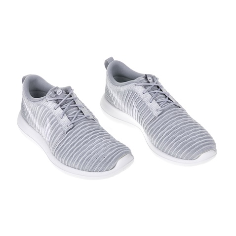 NIKE-Ανδρικά αθλητικά παπούτσια NIKE ROSHE TWO FLYKNIT γκρι-λευκά  