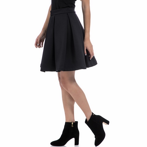 GUESS-Γυναικεία φούστα GUESS μαύρη            