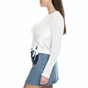 JUICY COUTURE-Γυναικεία πλεκτή μπλούζα JUICY COUTURE λευκή 