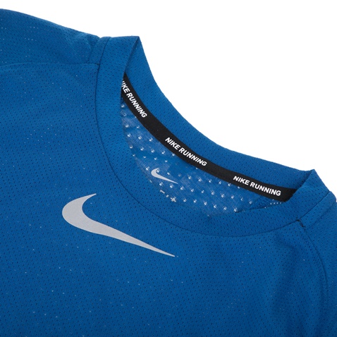 NIKE-Αγορίστικη κοντομάνικη μπλούζα Nike BRTHE TOP SS SEASONAL μπλε