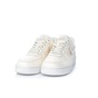 NIKE-Γυναικεία sneakers AIR FORCE 1 '07 SE PRM λευκά