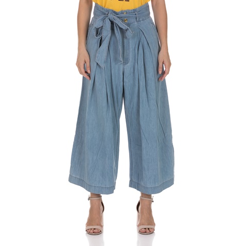 JUICY COUTURE-Γυναικεία παντελόνα JUICY COUTURE CHAMBRAY CROP γαλάζια