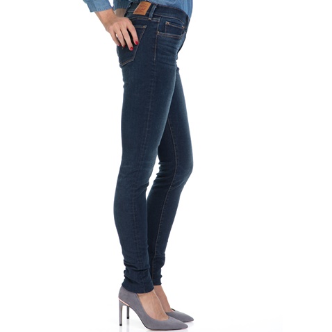 LEVI'S-Γυναικείο τζιν παντελόνι 710 SUPER SKINNY LΕVI'S μπλε 