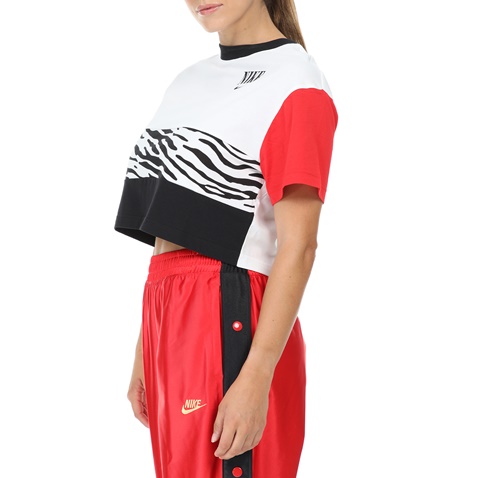 NIKE-Γυναικεία κοντομάνικη μπλούζα NIKE NSW ESSNTL TOP λευκή-κόκκινη