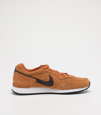 NIKE-Ανδρικά παπούτσια running CQ4557 NIKE VENTURE RUNNER SUEDE καφέ