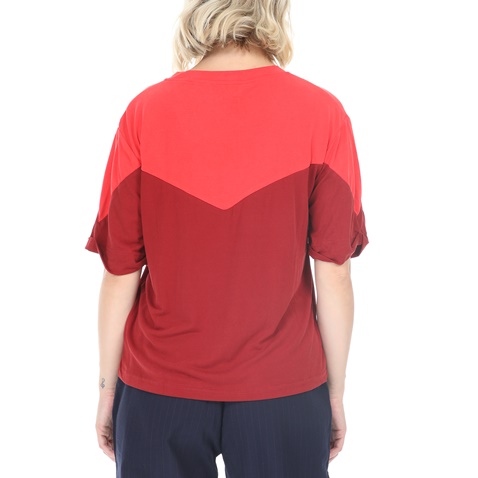 NUMPH-Γυναικεία κοντομάνικη μπλούζα NUMPH κόκκινη
