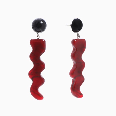 FOLLI FOLLIE-Γυναικεία μακριά σκουλαρίκια από ρητίνη FOLLI FOLLIE Impress Me κόκκινα