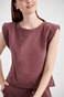SUGARFREE-Γυναικεία αμάνικη μπλούζα SUGARFREE 21812016 καφέ