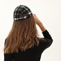ATTRATTIVO-Γυναικείο χειμερινό καπέλο ATTRATTIVO 9K20783 μαύρο λευκό καρό
