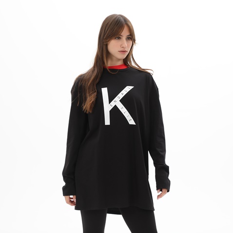 KENDALL+KYLIE-Γυναικείο μακρυμάνικο longfit t-shirt KENDALL+KYLIE KKW.2W1.016.025 μαύρο