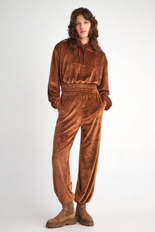 SUGARFREE-Γυναικείο βελουτέ παντελόνι φόρμας SUGARFREE 23811057 καφέ