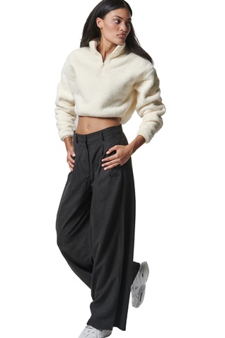 BODY ACTION-Γυναικείο cropped sherpa φούτερ BODY ACTION 061431-01 εκρού