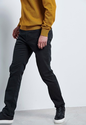 FUNKY BUDDHA-Ανδρικό παντελόνι FUNKY BUDDHA Essential Comfort-Stretch Chino μαύρο