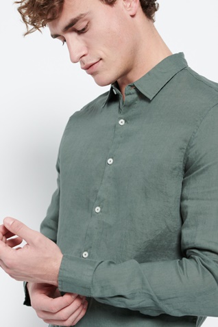 FUNKY BUDDHA-Ανδρικό λινό πουκάμισο FUNKY BUDDHA πράσινο